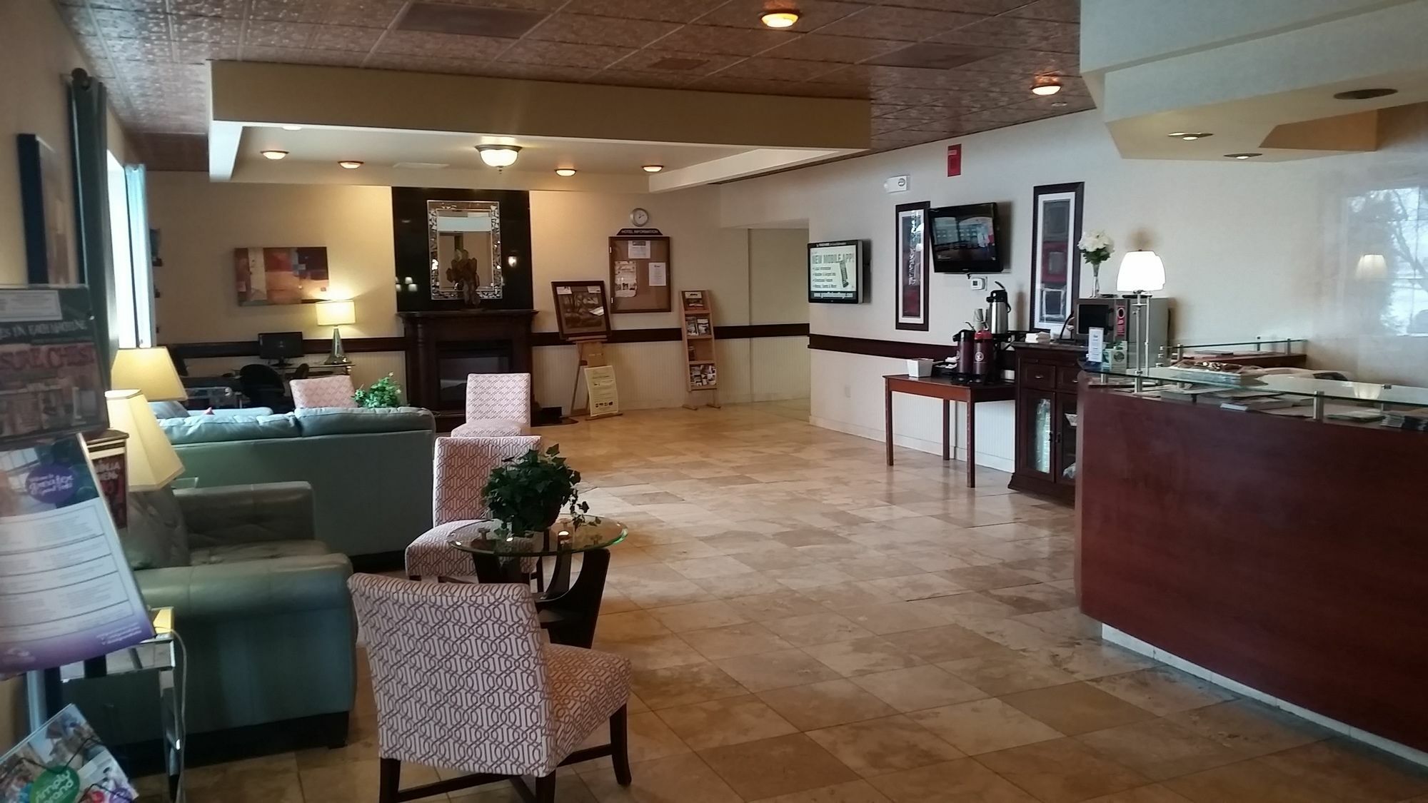 Howard Johnson Grand Forks Buitenkant foto